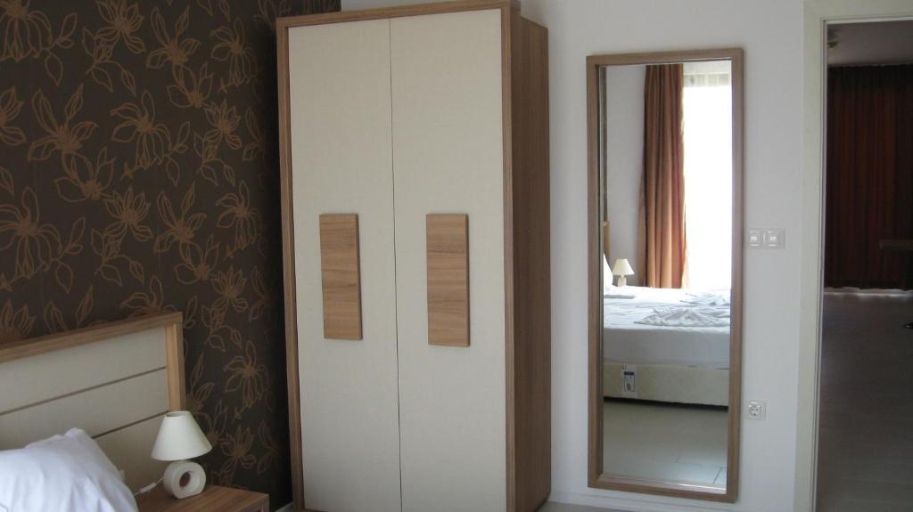Costa Bulgara Mediterranean Club Hotel Sozopol Habitación foto